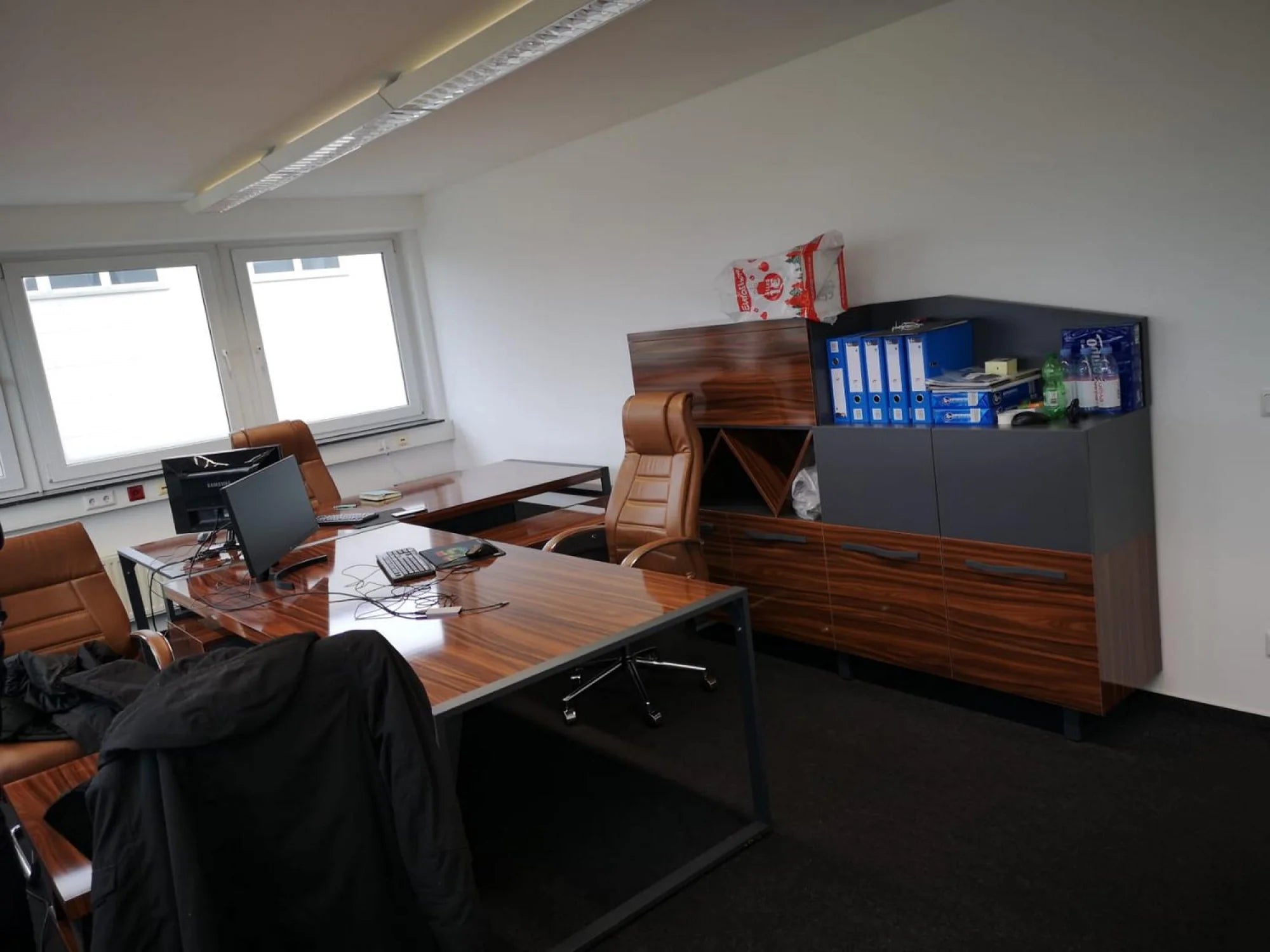 Almanya Ofis Mobilyaları Altan Bey İstanbul Ofis Mobilya