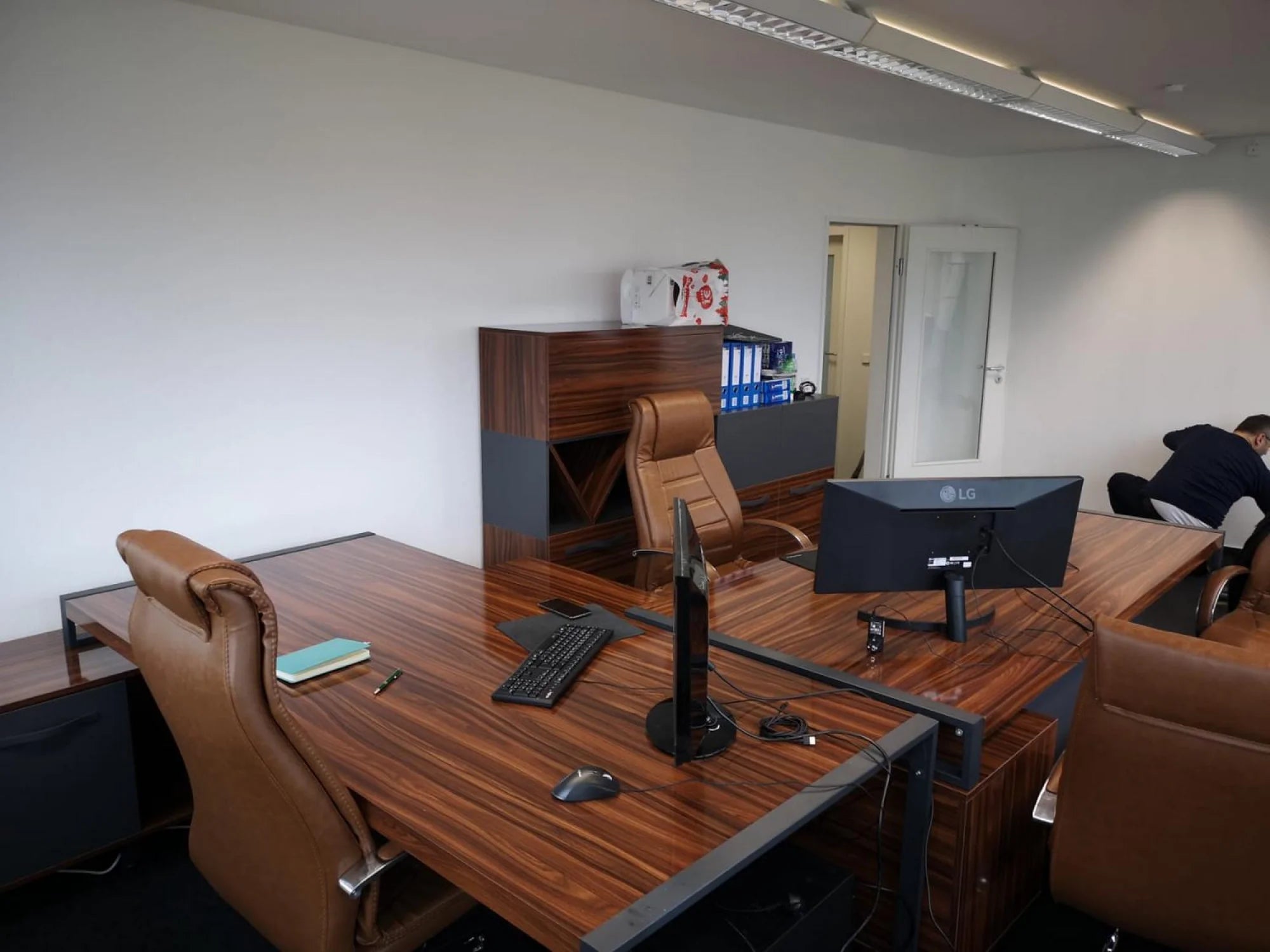 Almanya Ofis Mobilyaları Altan Bey İstanbul Ofis Mobilya