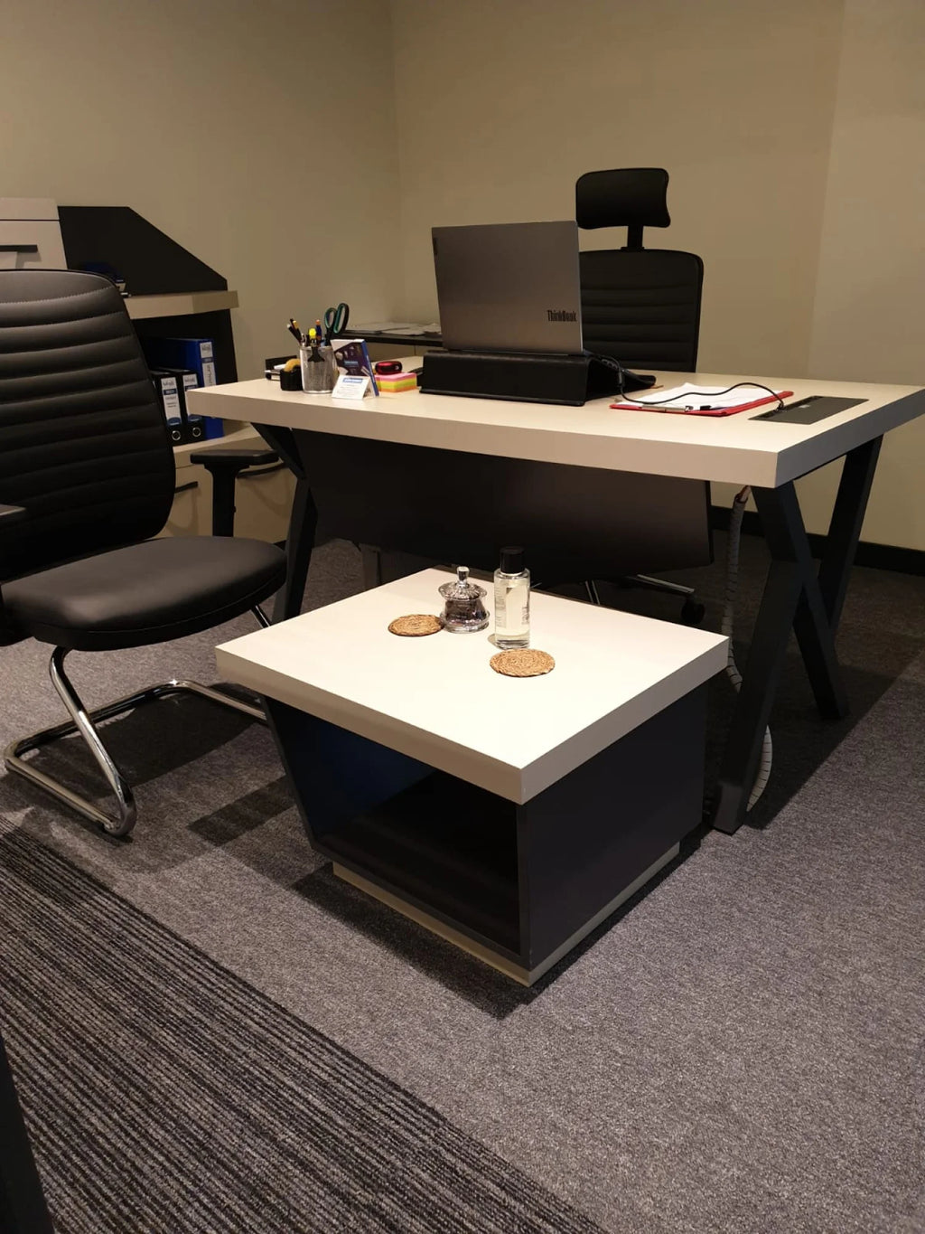 Bilgili İnşaat Ofis Mobilya Dekorasyonu ISTANBUL-TSI