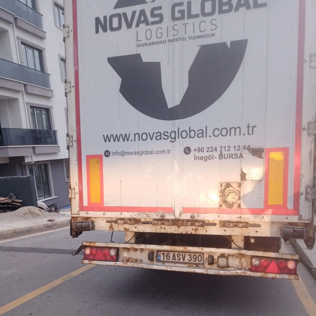 David Cervantes Fransa Ofis Takımı İstanbul Ofis Mobilya