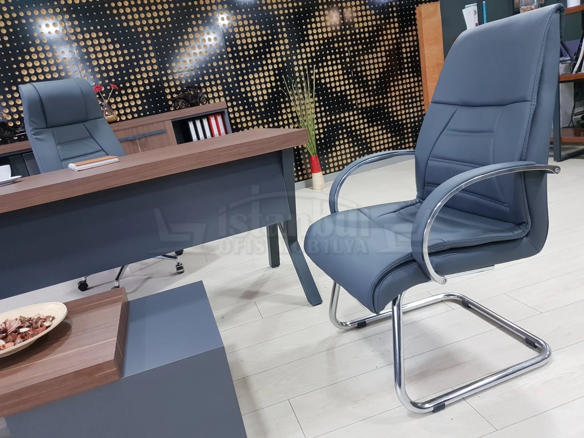 İstanbul Ofis Makam Takımı Captiva - V.Ceviz Antrasit ISTANBUL