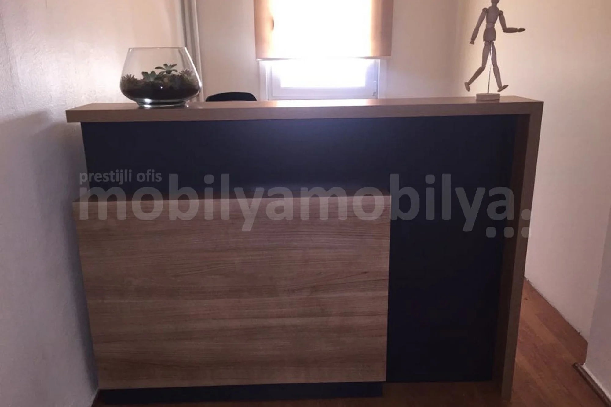 Lale Hanım Taksim Toplantı Masası İstanbul Ofis Mobilya