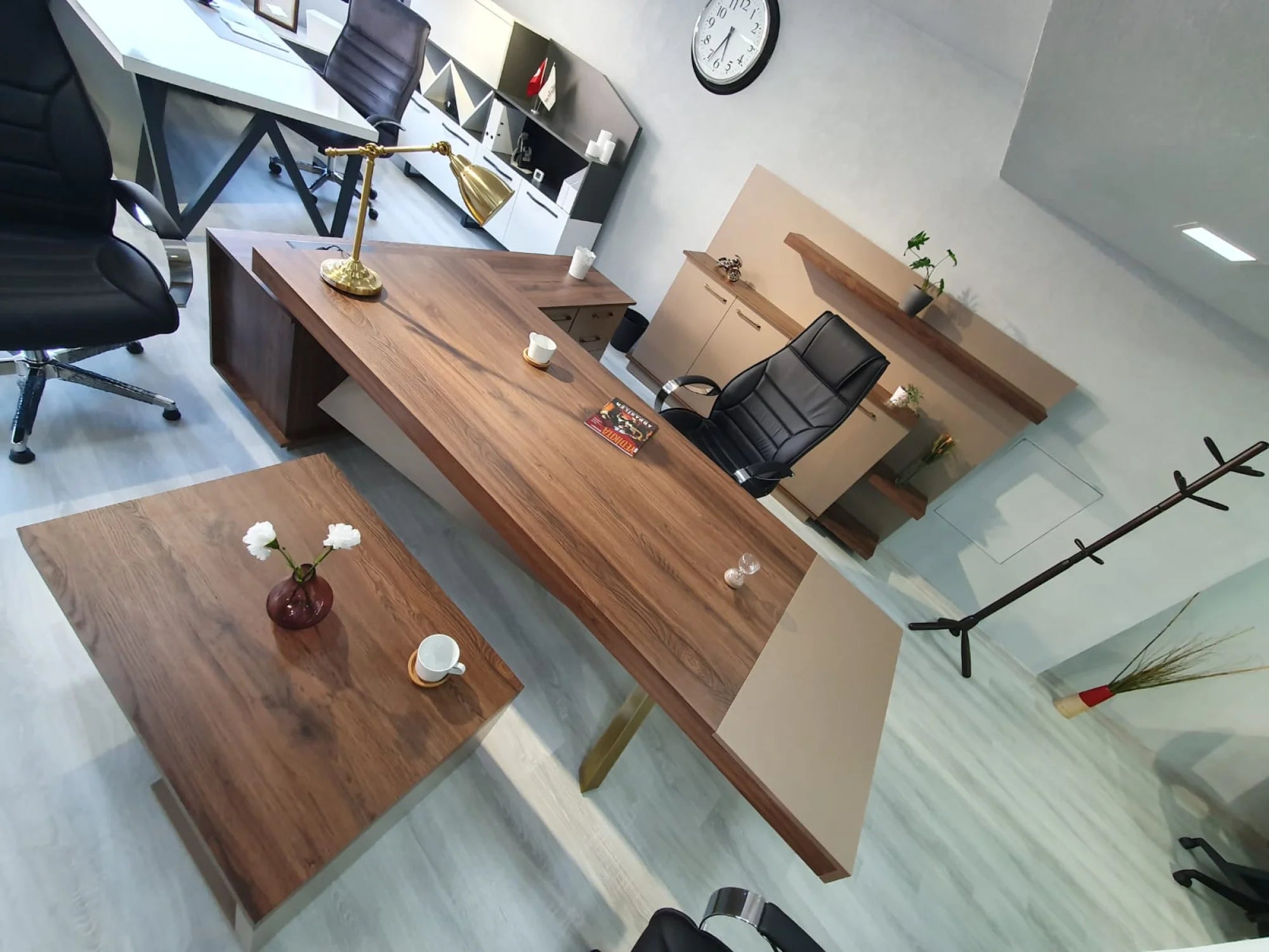 London Ofis Makam Mobilyası ISTANBUL