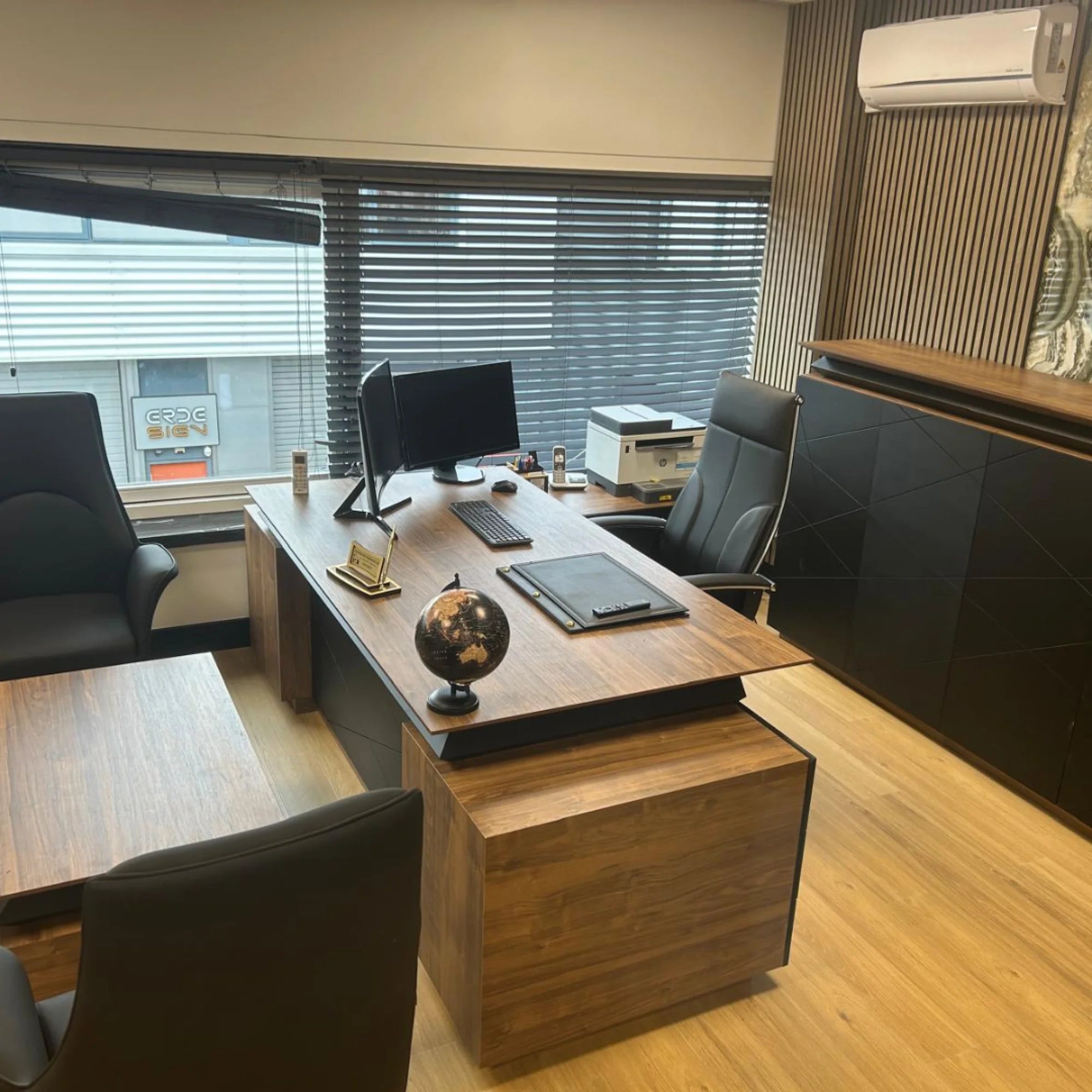 Master-Bouwbedrijf Ofis Takımı İstanbul Ofis Mobilya