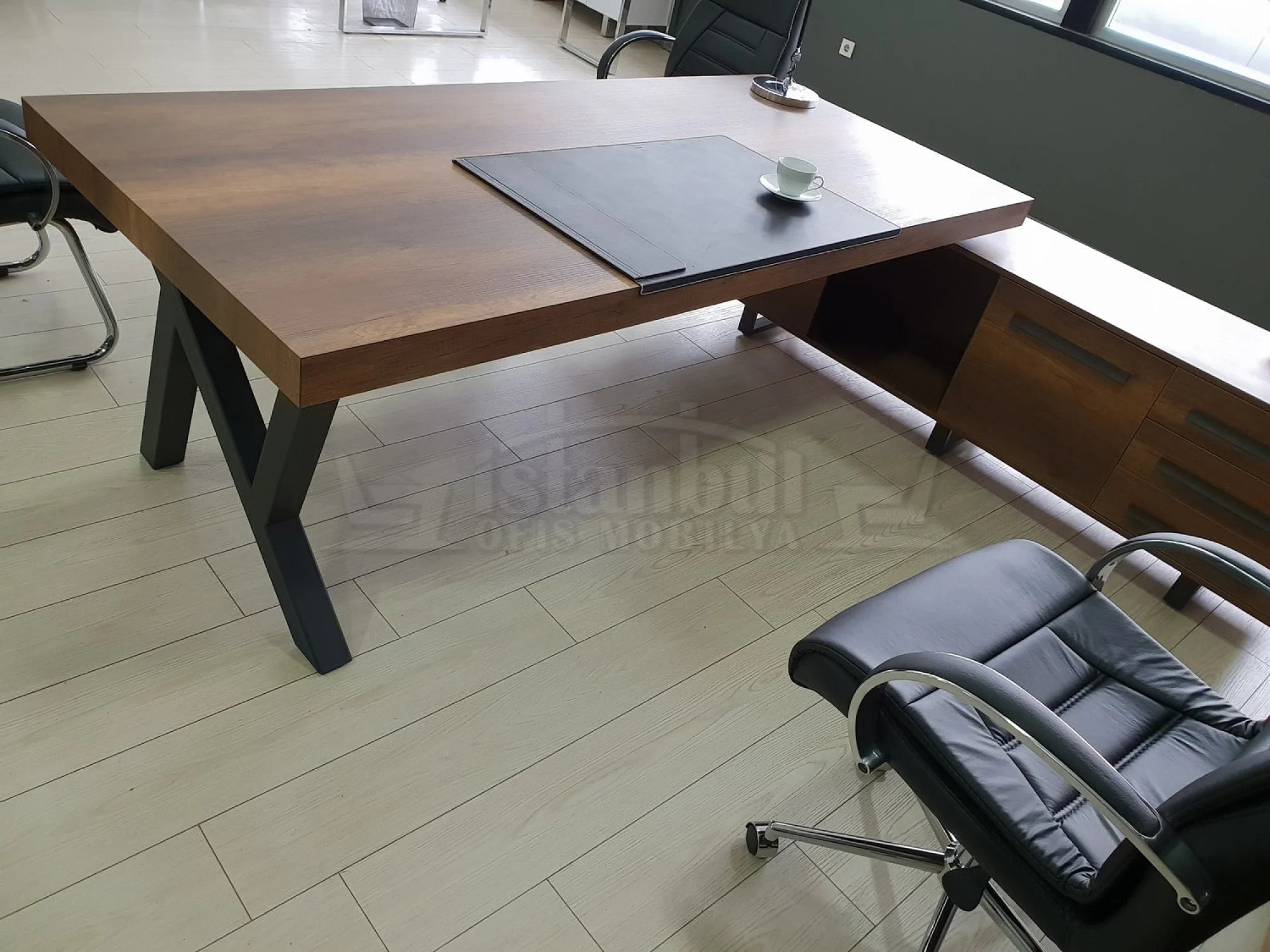 S Class Makam Masası Etejer Dolaplı Barok Siyah ISTANBUL-TSI