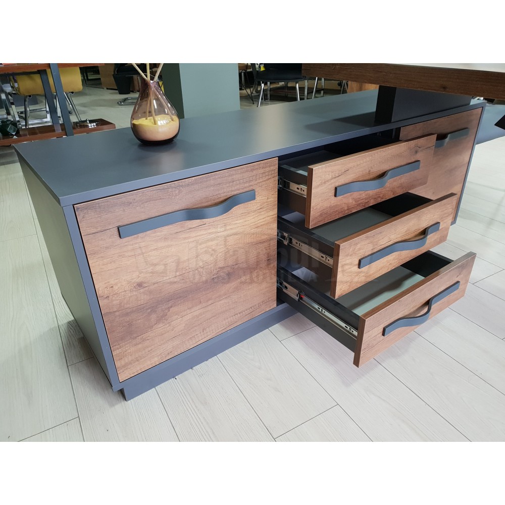 Bavaria Executive Team Walnut