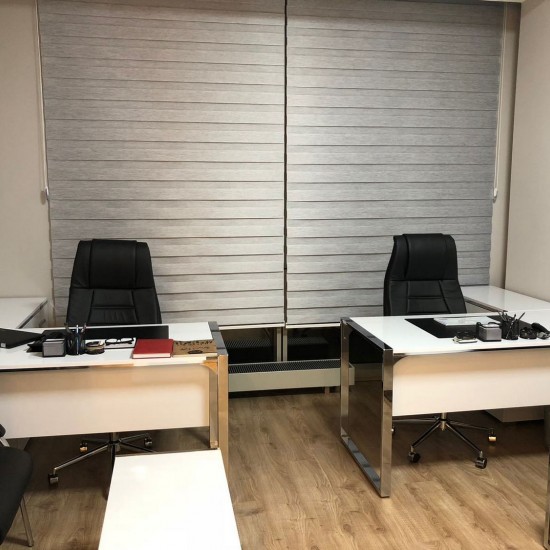 Triple Seater Flat Office Furniture Mr. Bucharest