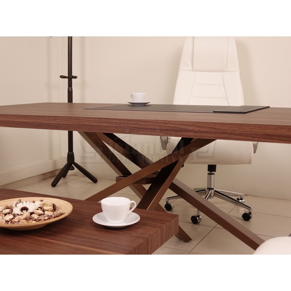 Bavaria Executive Board Walnut
