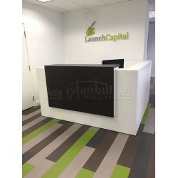 Parma Wide Reception Desk