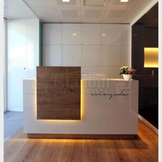 Massive Lake countertops Arezzo