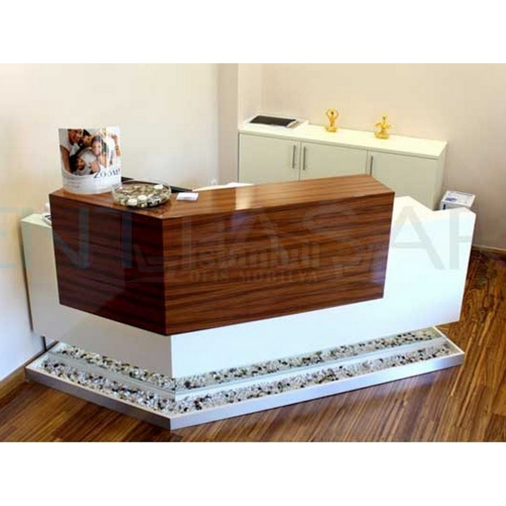 Massive Lake countertops Arezzo