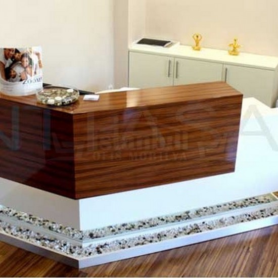 Massive Lake countertops Arezzo