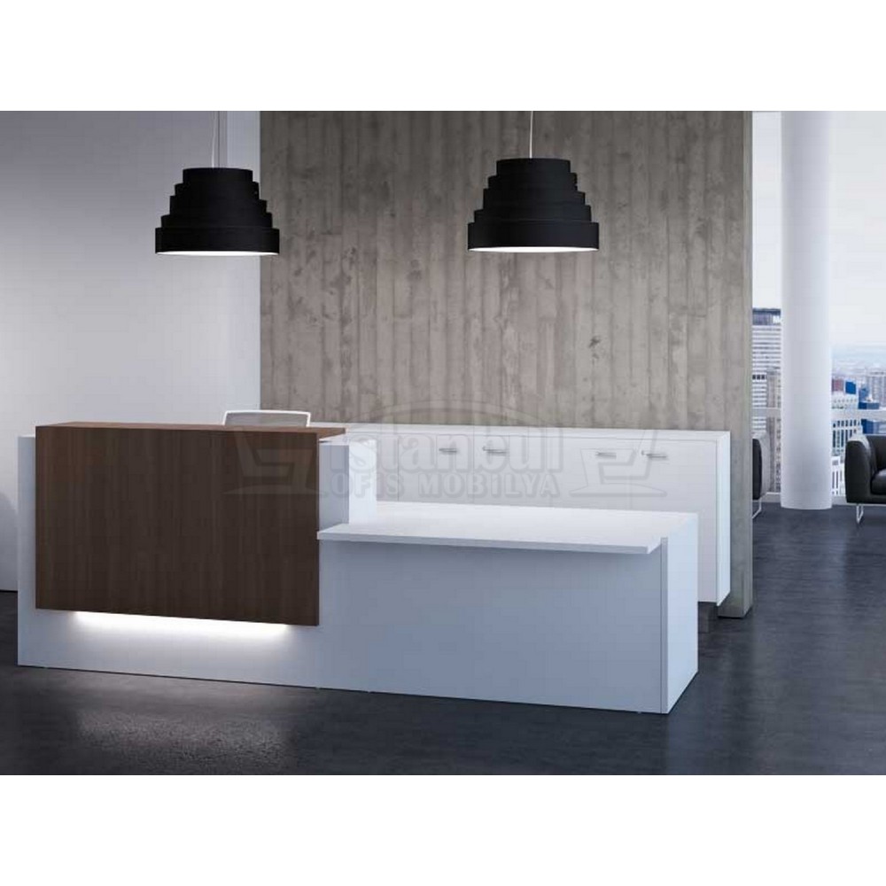 Parma Special Reception Desk