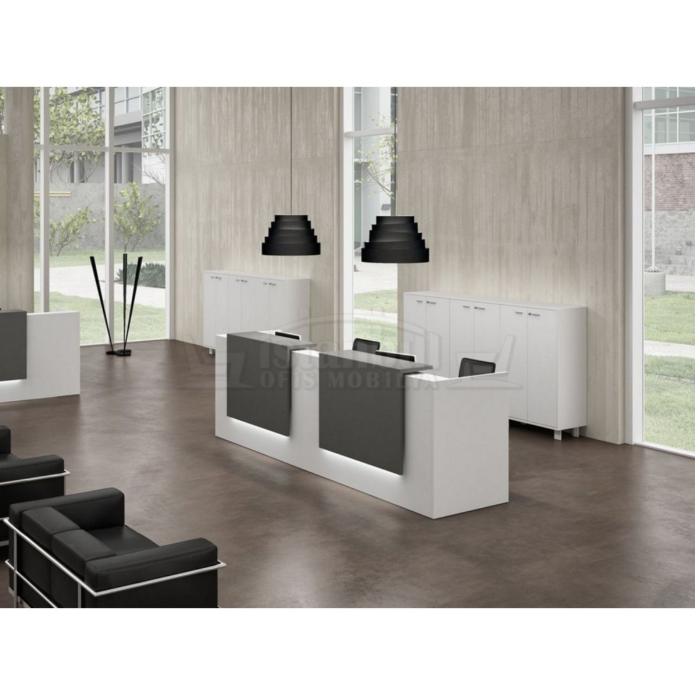 Parma Special Reception Desk