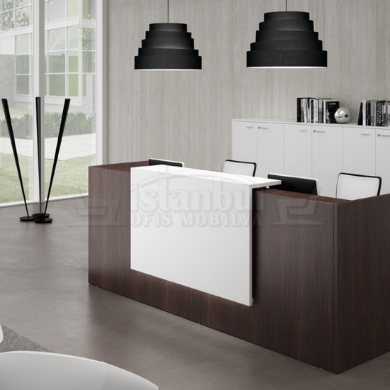 Parma Wide Reception Desk