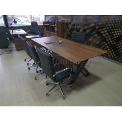 Meeting_table