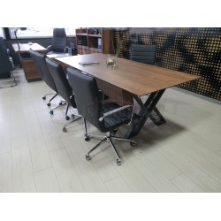 Meeting_table