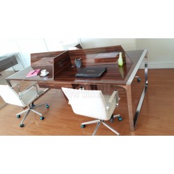 Apple For Four Person Desk Workstation
