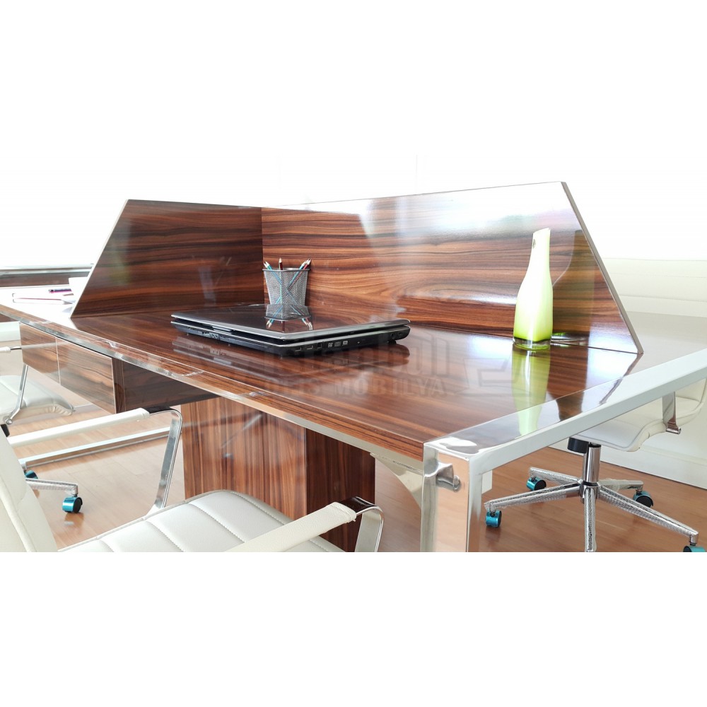 Apple For Four Person Desk Workstation