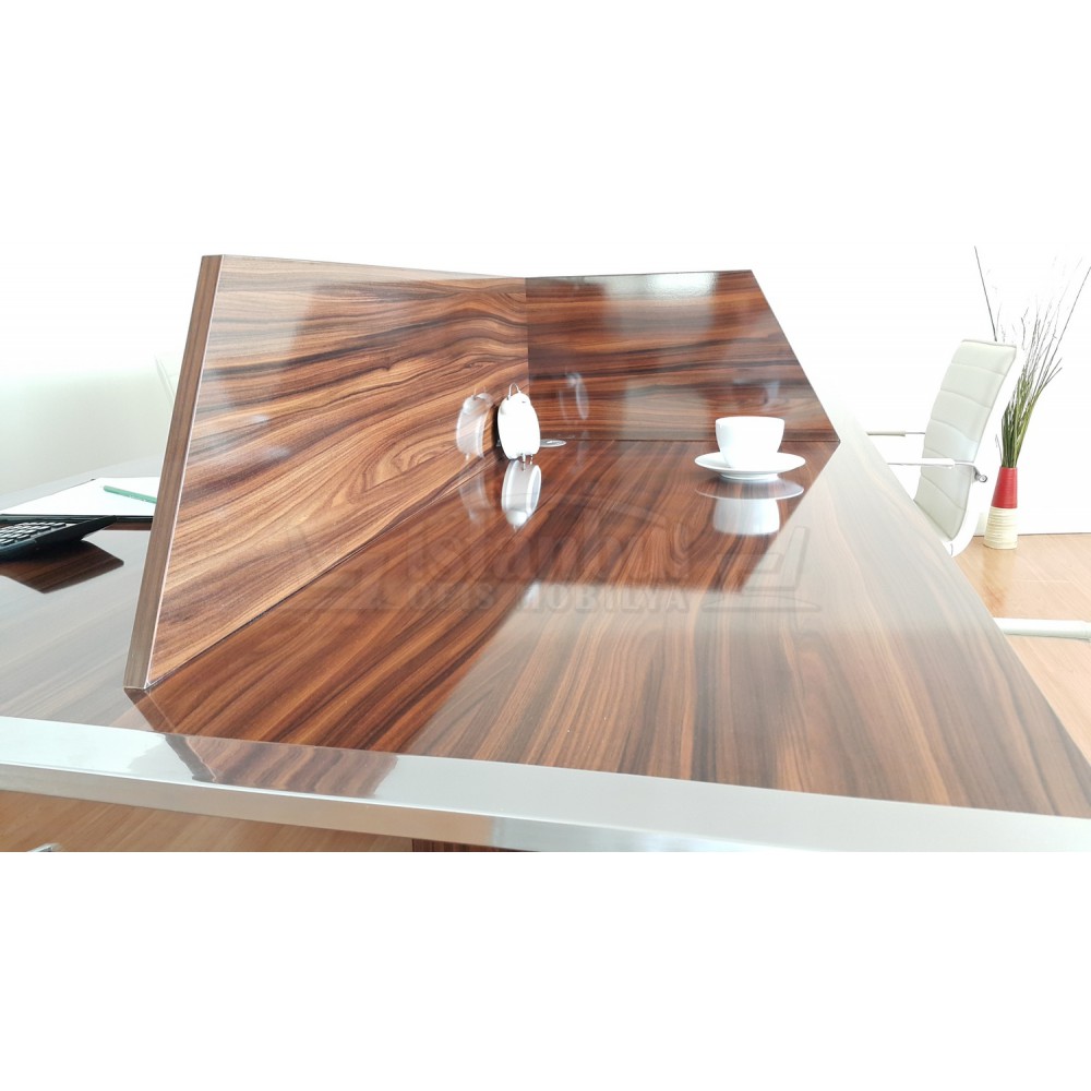 Apple For Four Person Desk Workstation