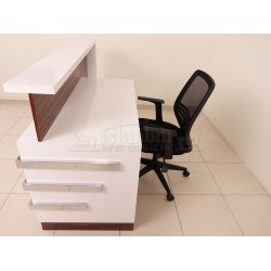 Box Desk Welcome Desk Walnut chromed