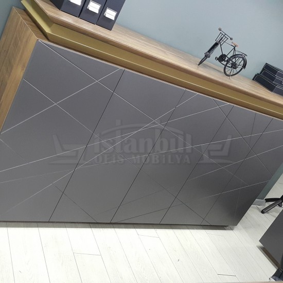 Signature and Executive Sets Walnut Lake