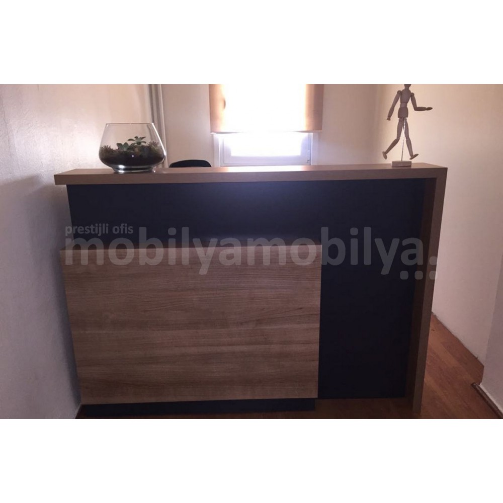 Ms. Taksim Tulip Meeting Table