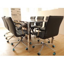 Apple Sides Open Meeting Table Socket System