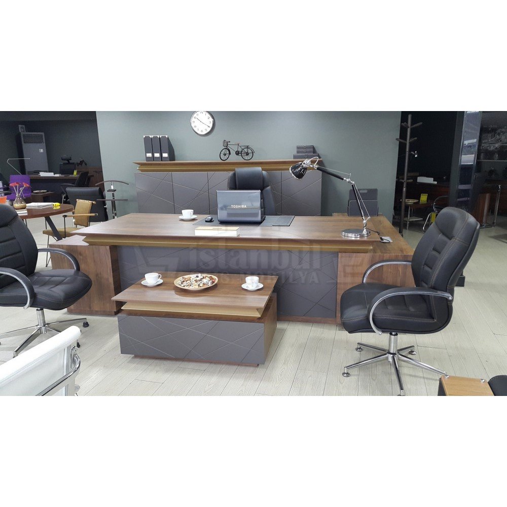 Signature and Executive Sets Walnut Lake