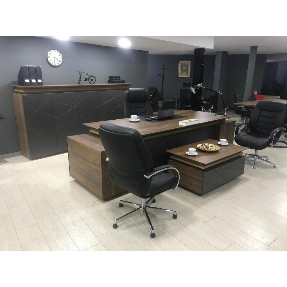 Signature and Executive Sets Walnut Lake