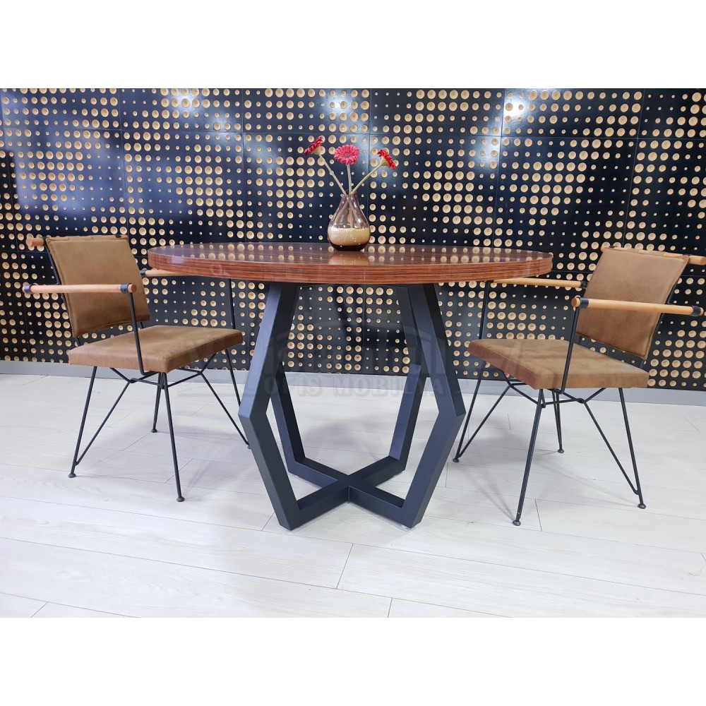 Round Table Meeting in Dubai