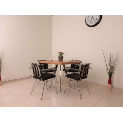 Cafe Table in Oxford