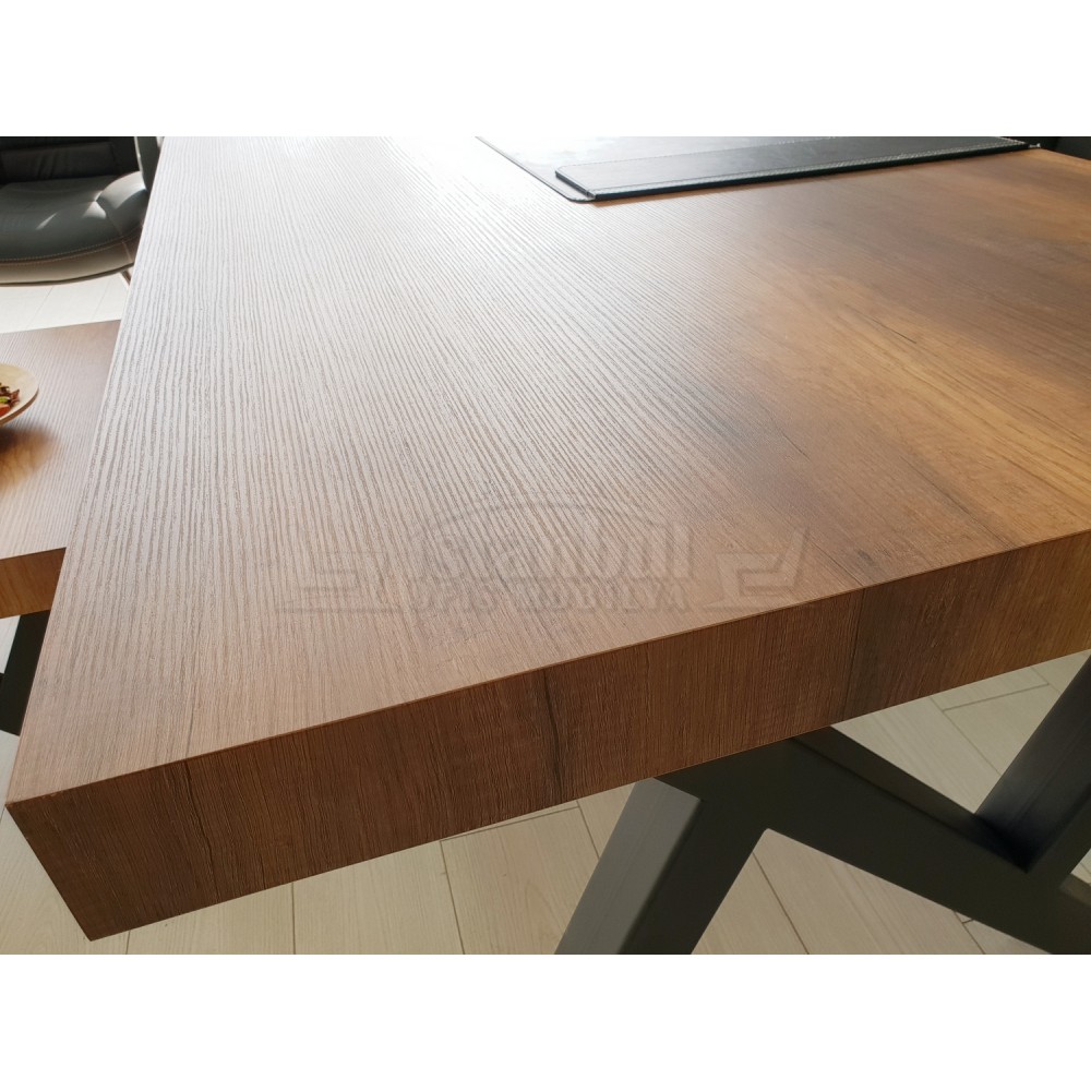 First Class Executive Board Shelf Cabinet Baroque Black