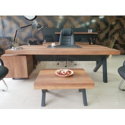 First Class Executive Board Shelf Cabinet Baroque Black