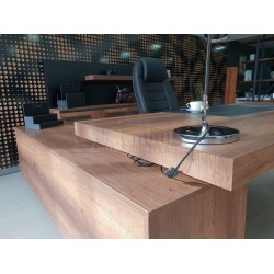 First Class Executive Board Shelf Cabinet Baroque Black