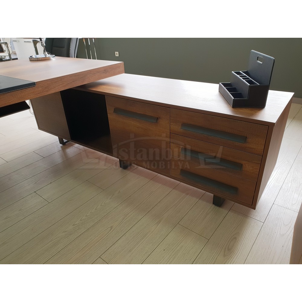 First Class Executive Board Shelf Cabinet Baroque Black