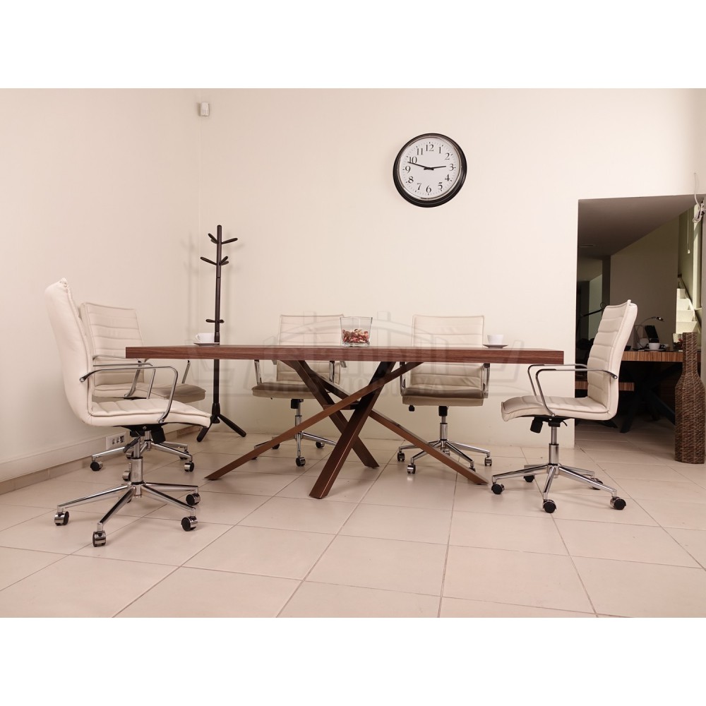 Bavaria Meeting Table