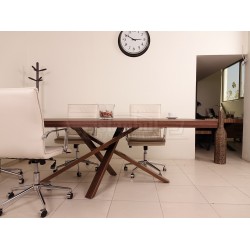 Bavaria Meeting Table