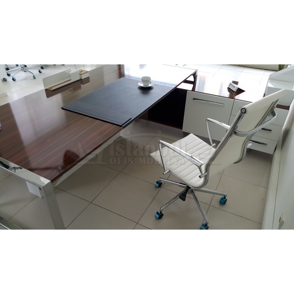 Aylin Executive Chair