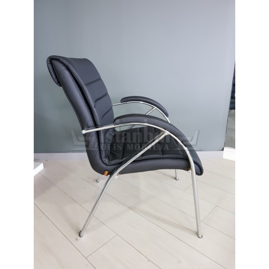 Line Stable Guest Chair