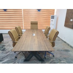 Meeting_table