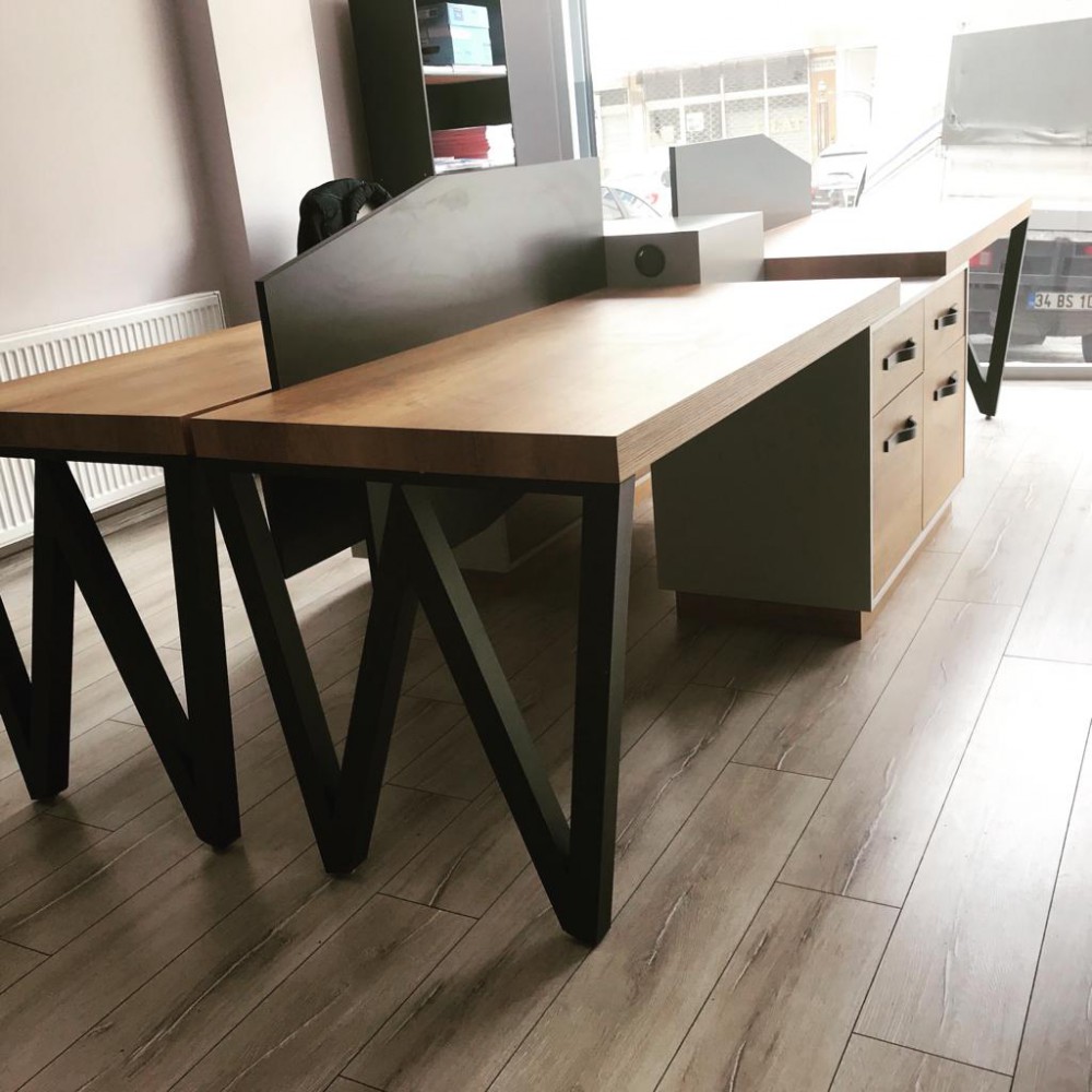 Star Desk for Four Person 
