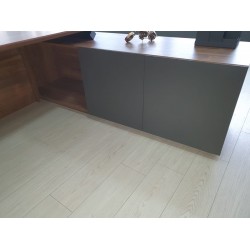 Executive Sets Walnut Lake Signature