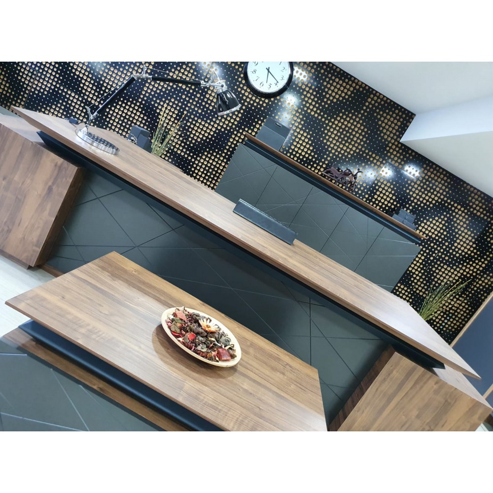 Executive Sets Walnut Lake Signature