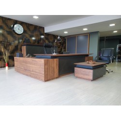 Executive Sets Walnut Lake Signature