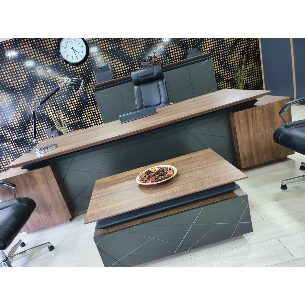 Executive Sets Walnut Lake Signature