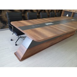Large_Meeting_Table