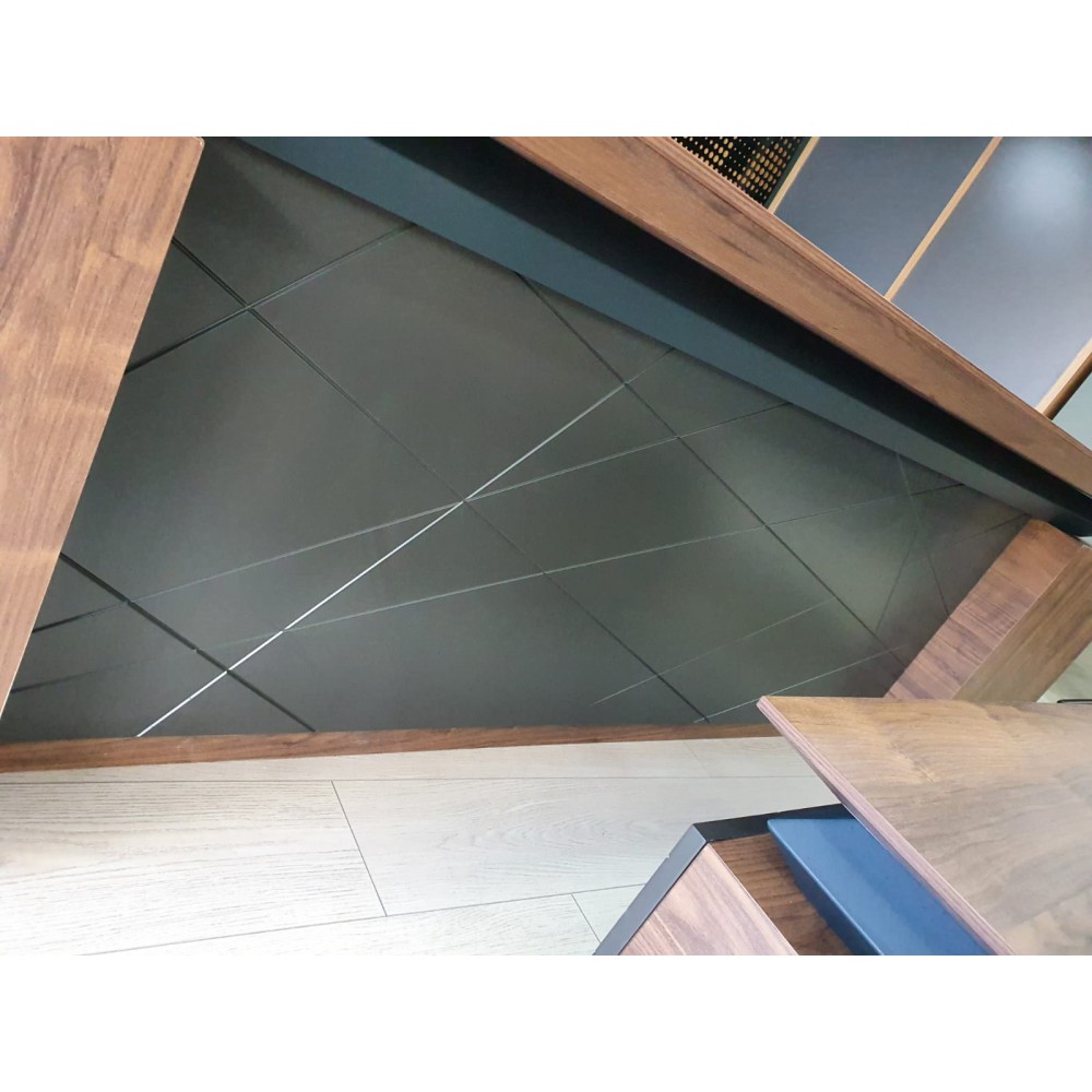 Executive Sets Walnut Lake Signature