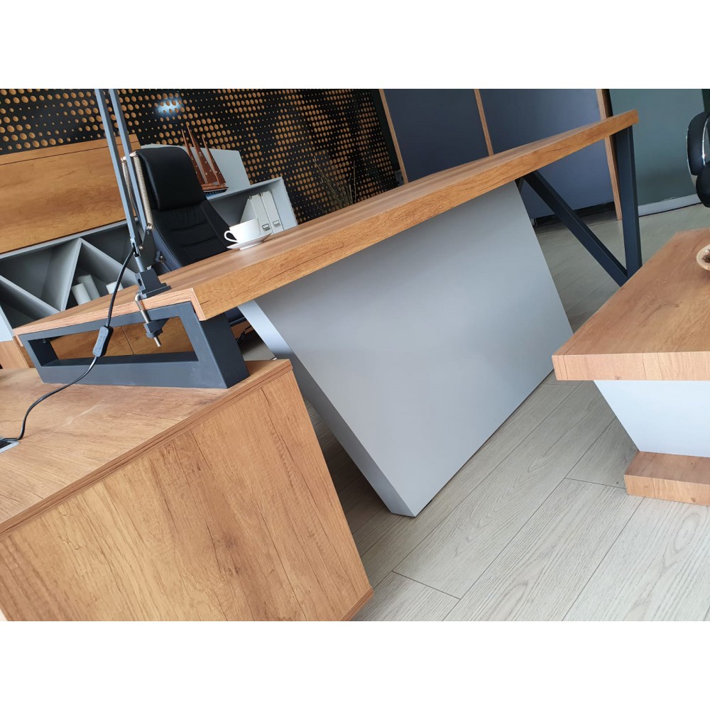 Istanbul Office Desk Office Executive Team