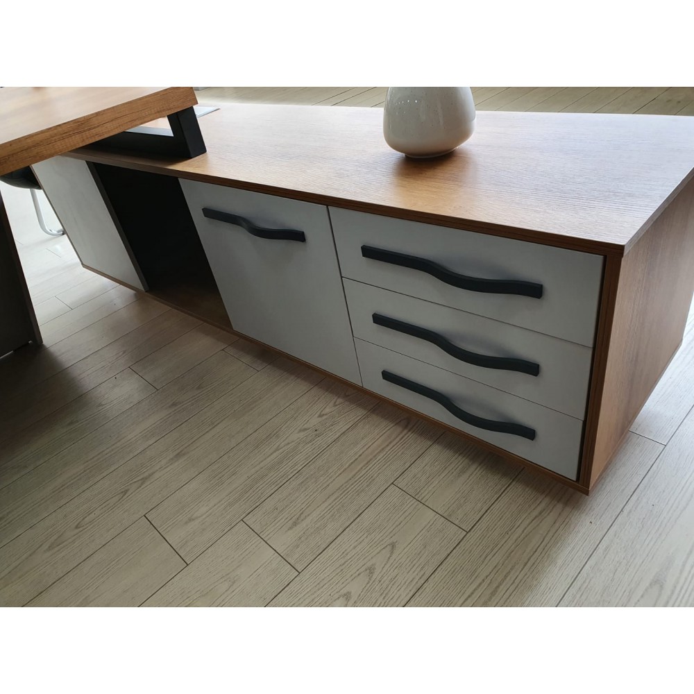 Istanbul Office Desk Office Executive Team